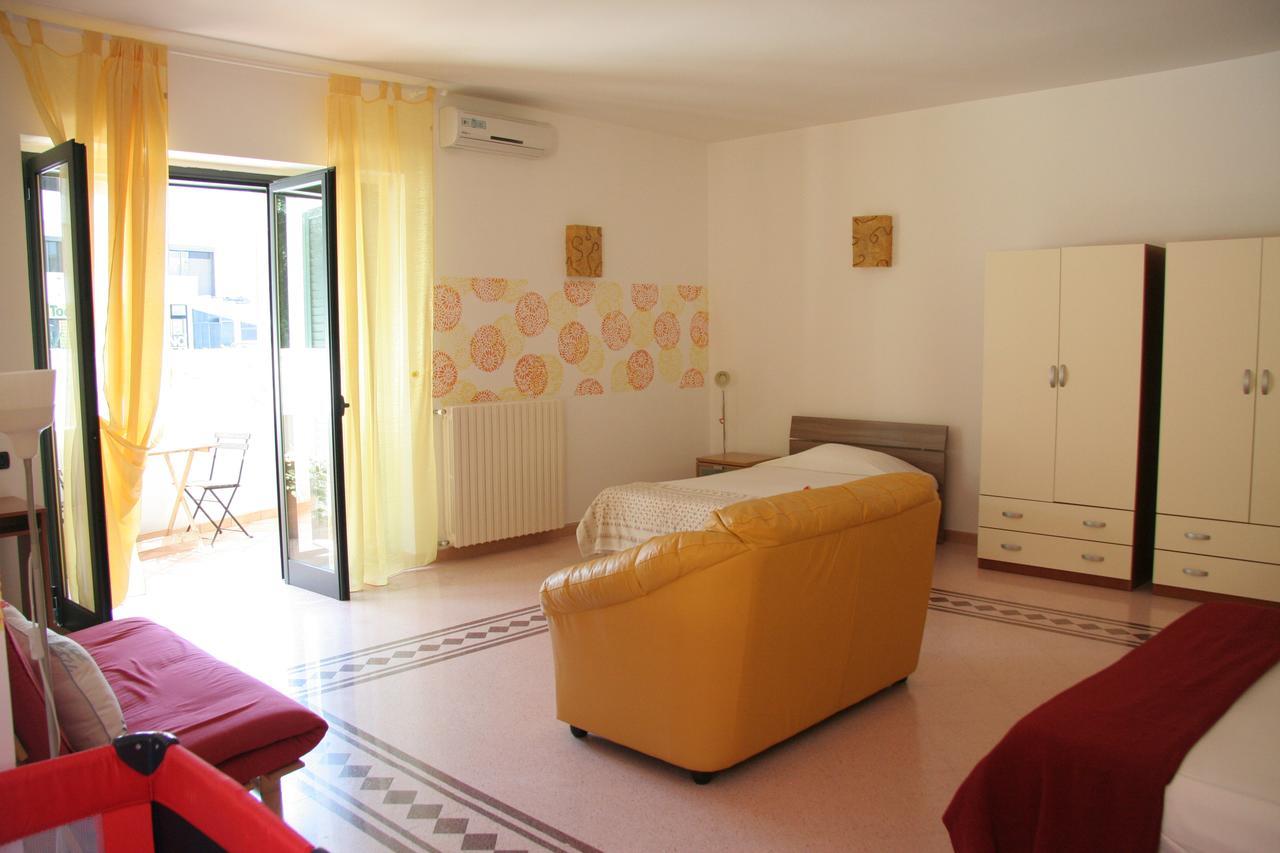 Casa Di Marco Bed & Breakfast ซานนิโกลา ภายนอก รูปภาพ
